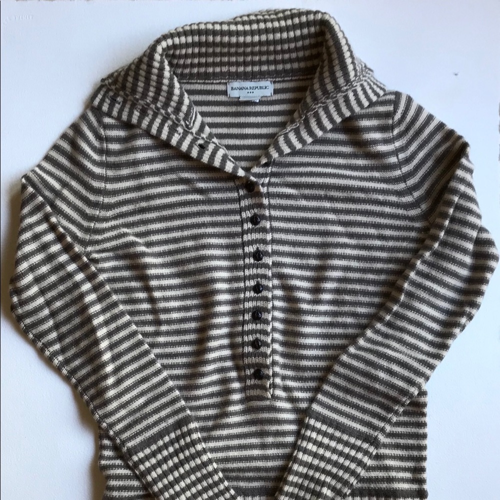 Banana Republic Sweater